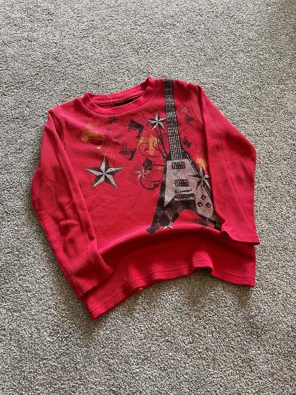 Red Waffle-Knit Graphic Sweater with Guitar and Stars Design - Hybrid Tees - Siz